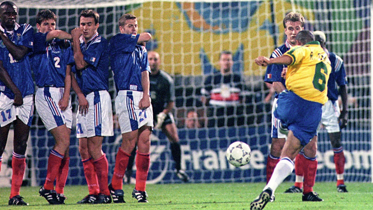 O Incrível Tiro Livre de Roberto Carlos Contra a França (1997): A Noite em que o Maracanã Ficou em Silêncio