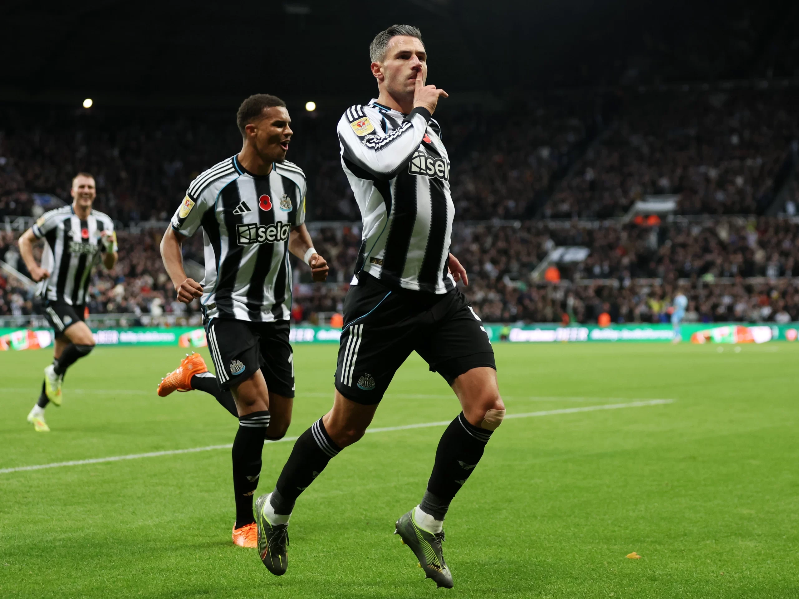 Newcastle United vs Tottenham Hotspur: Previsão Premier League – 2 de dezembro de 2025