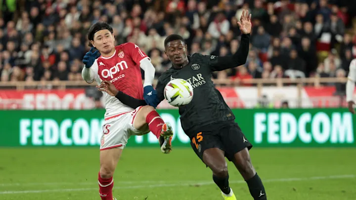 Mônaco vs PSG Palpite: duelo francês no playoff da Champions League no Stade Louis II