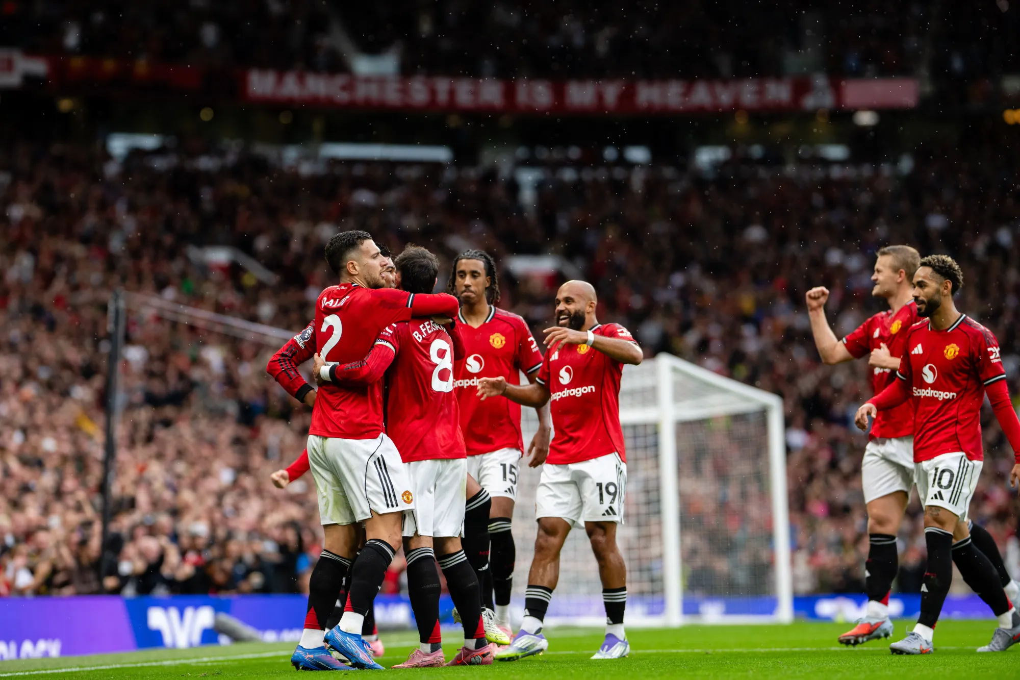 Manchester United vs Fulham Palpite: O ressurgimento de Carrick enfrenta teste decisivo em Old Trafford