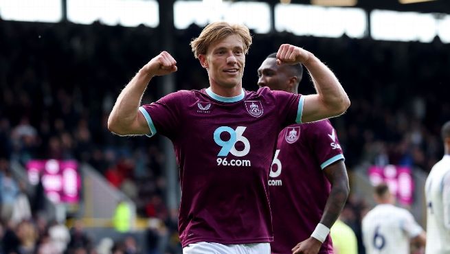 Burnley 2-2 Aston Villa (10 de maio de 2026): Time de Emery tropeça contra Clarets já rebaixados